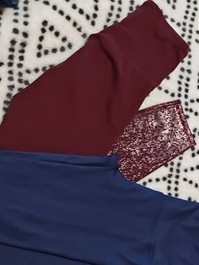 Bundle Two Pairs Marika Burgundy and Navy Active Leggings